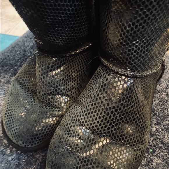 Ugg Classic Tall Black Sparkle Boots - Picture 10 of 16